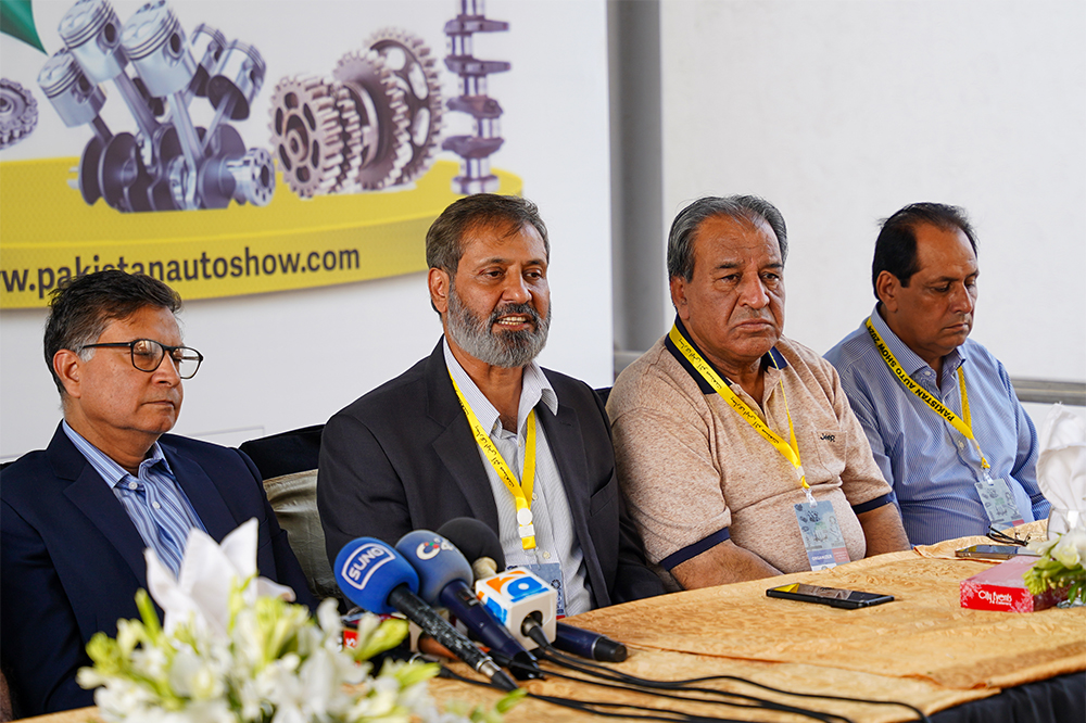  Press Conference during the Setup day
